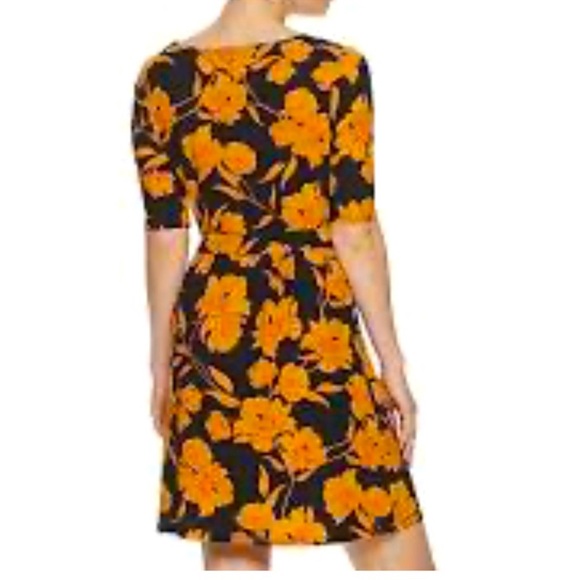 Apt. 9 Dresses & Skirts - Size Small Women's Apt. 9 V-neck dress Floral Black and Orange Dress